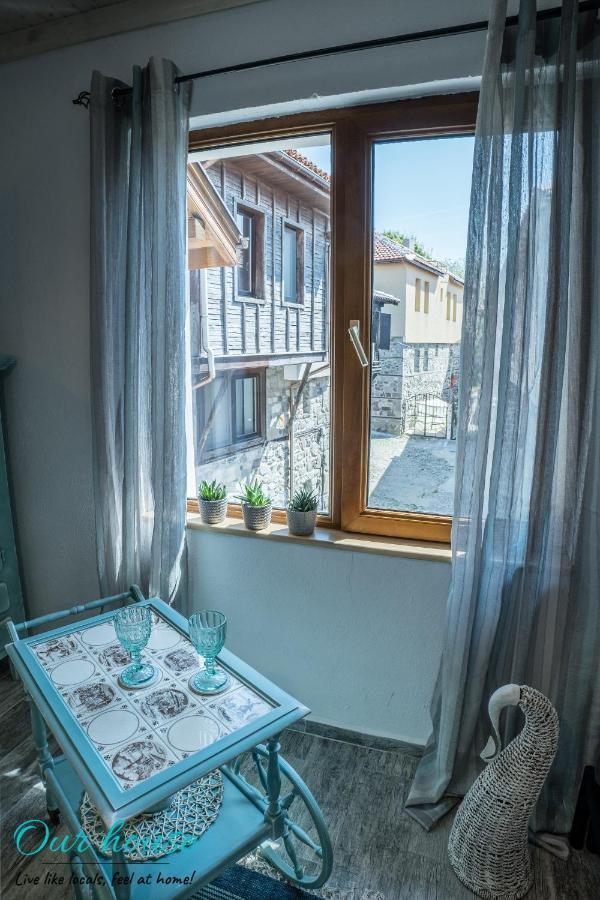 Our House Apartment โซโซโปล ภายนอก รูปภาพ