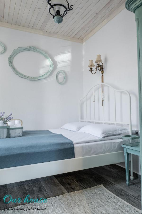 Our House Apartment โซโซโปล ภายนอก รูปภาพ